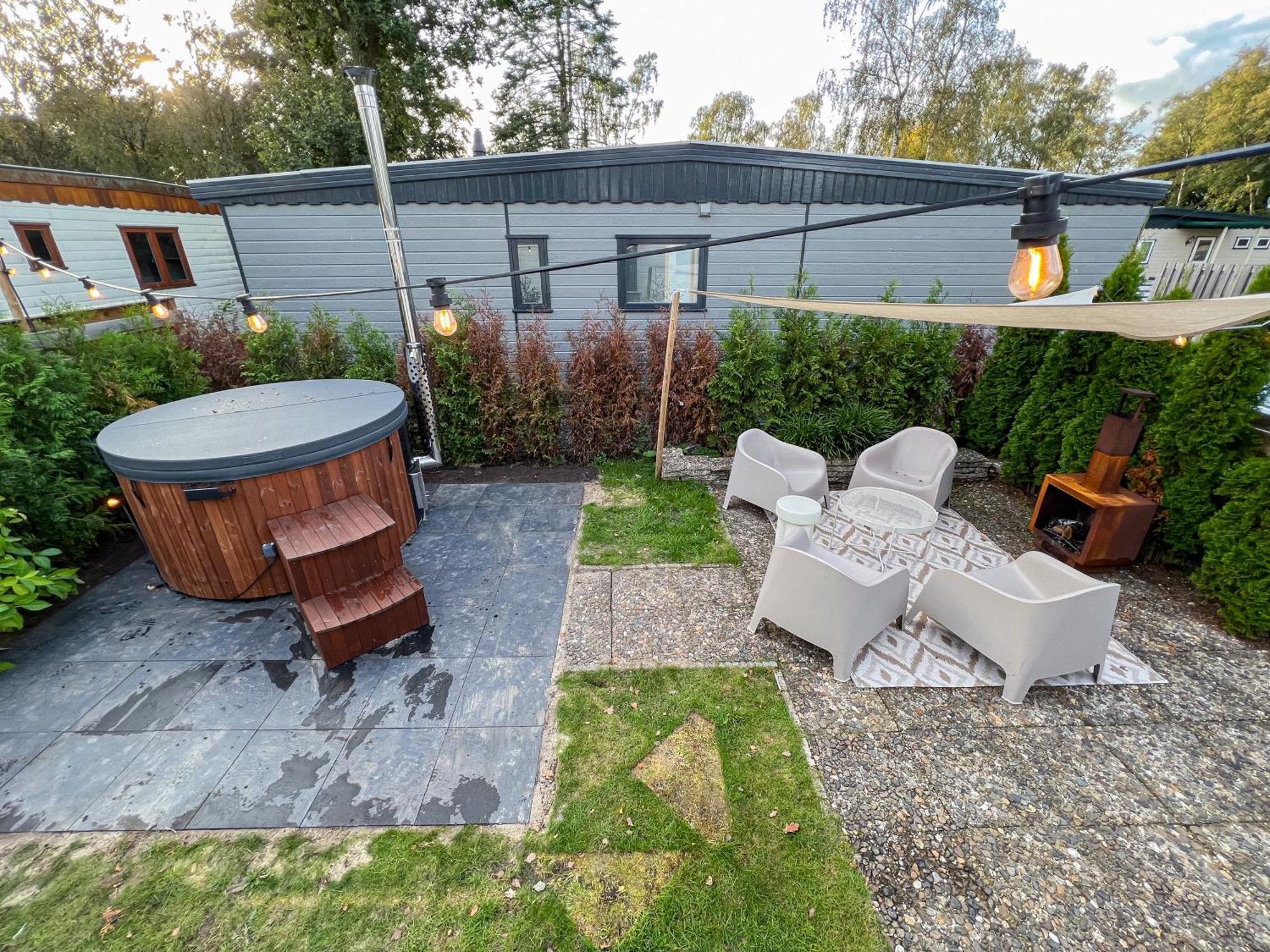 Bosrijk Chalet - Hottub - Veluwe Путен Екстериор снимка